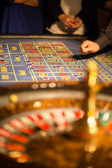 Casino roulette table