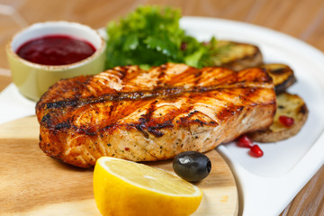 grilled fish with potatoes