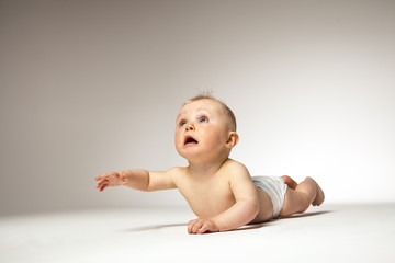 Baby zeigt