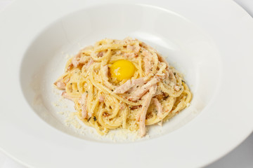 pasta carbonara