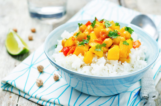 Pumpkin Chickpea Curry With Rice