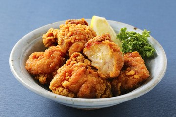 鶏の唐揚げ　Japanese fried chicken