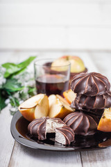 Chocolate glazed meringue