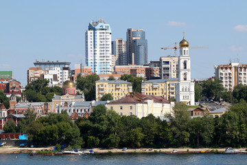 Fototapeta na wymiar Russia Samara buildings Volga