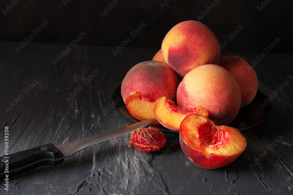 Canvas Prints peaches on black