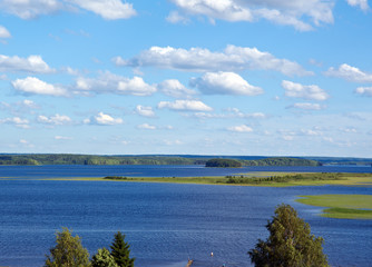 Lake Kenozero .
