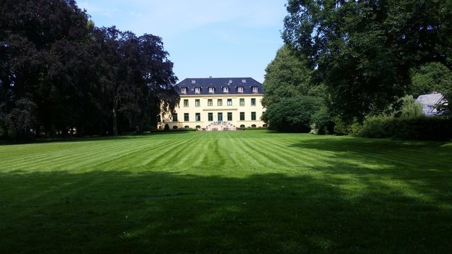 Schloss im Park