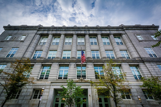 Charlestown High School, In Bunker Hill, Charlestown, Boston, Ma