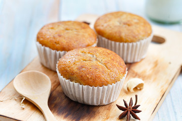 Banana muffins