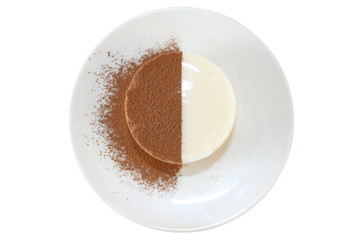 Milk panna cotta with chocolate chips