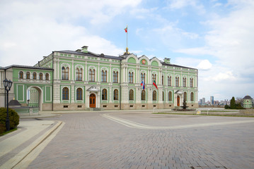 Obraz premium The Residence of the President of the Republic of Tatarstan, april day. The Kazan Kremlin