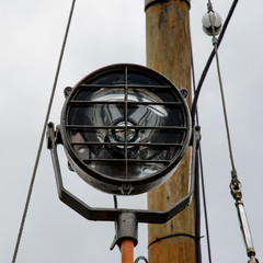 Scheinwerfer