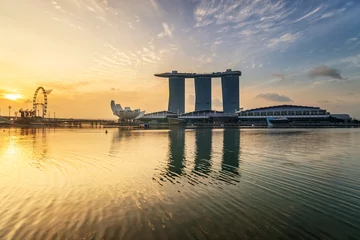 Poster Sunrise of Singapore Skyline and view of Marina Bay in the morni © martinhosmat083