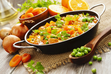 Chicken with oranges