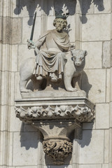Fototapeta na wymiar Figuren am Regensburger Dom St. Peter 