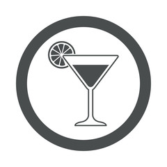 Icono plano coctel con gajo de limon en circulo color gris