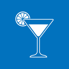 Icono plano coctel con gajo limon sobre fondo azul