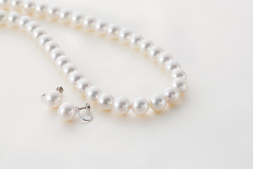 真珠のアクセサリー