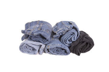 джинсы на белом фоне 