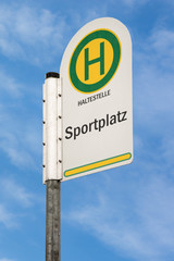 Schild 79 - Sportplatz