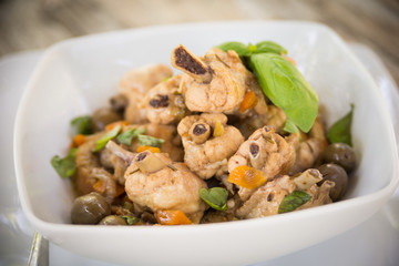 Pollo alla cacciatora in bianco