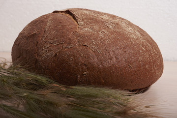 ruddy bread and ears