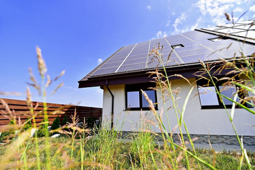 Renewable energy house with photovoltaic roof