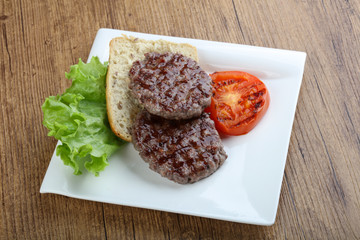 Grilled burger cutlet