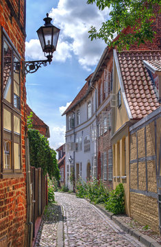 Mittelalterliche Gasse in Lüneburg