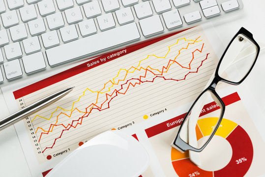 Preparing average sales report
