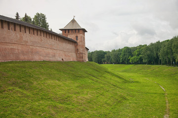 Fototapeta na wymiar Veliky Novgorod. View of the Kremlin wall, ditch and towers.
