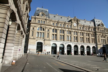 Fototapeta na wymiar Gare Saint Lazare, railway station, Paris, France