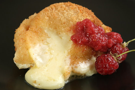 baked camembert with raspberry coulis
