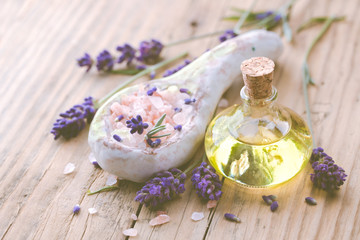 Lavendel, Duftöl und Badesalz