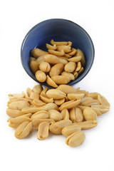 Peeled salted peanuts