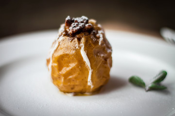 Baked apples