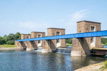 Historisches Wehr am Ruhrdeich in Duisburg