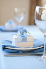 Wedding gift for guest. Candy box, bonbonniere 