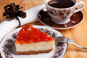 Cheesecake with goiabada jam, cup of coffee