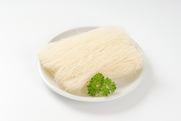 dried rice noodles