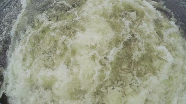 Next astern on river