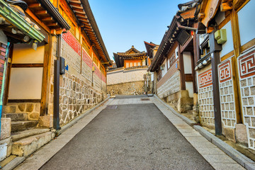 Naklejka premium Bukchon Hanok the old village in Seoul, South Korea