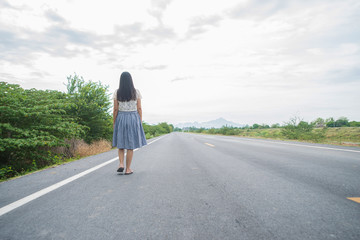 Women feel alone on the street.