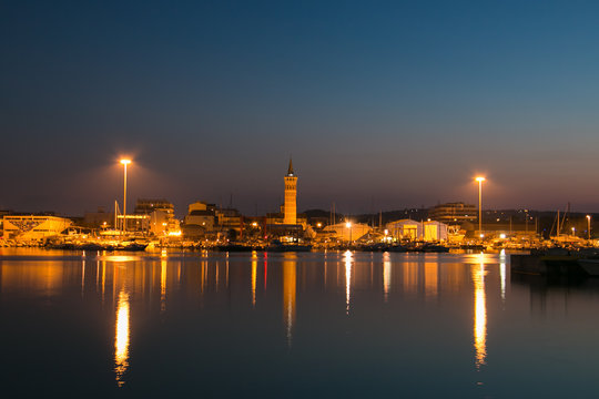 Fototapeta Civitanova Marche sul mare di notte