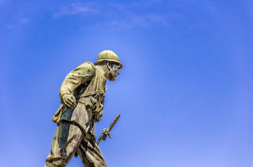 statue of a soldier of First World War