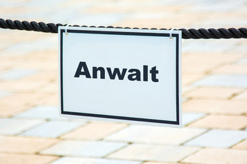 Schild 119 - Anwalt