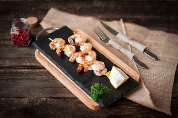 Grilled shrimps on frying pan