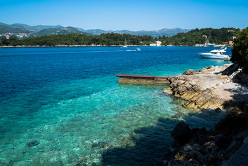 Fototapeta premium Look out into a pier in the Mediterranean coast 