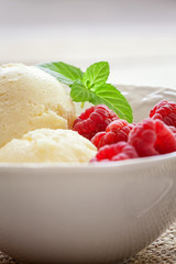 Vanilla ice cream with raspberry and mint 