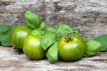 reife grüne Tomaten